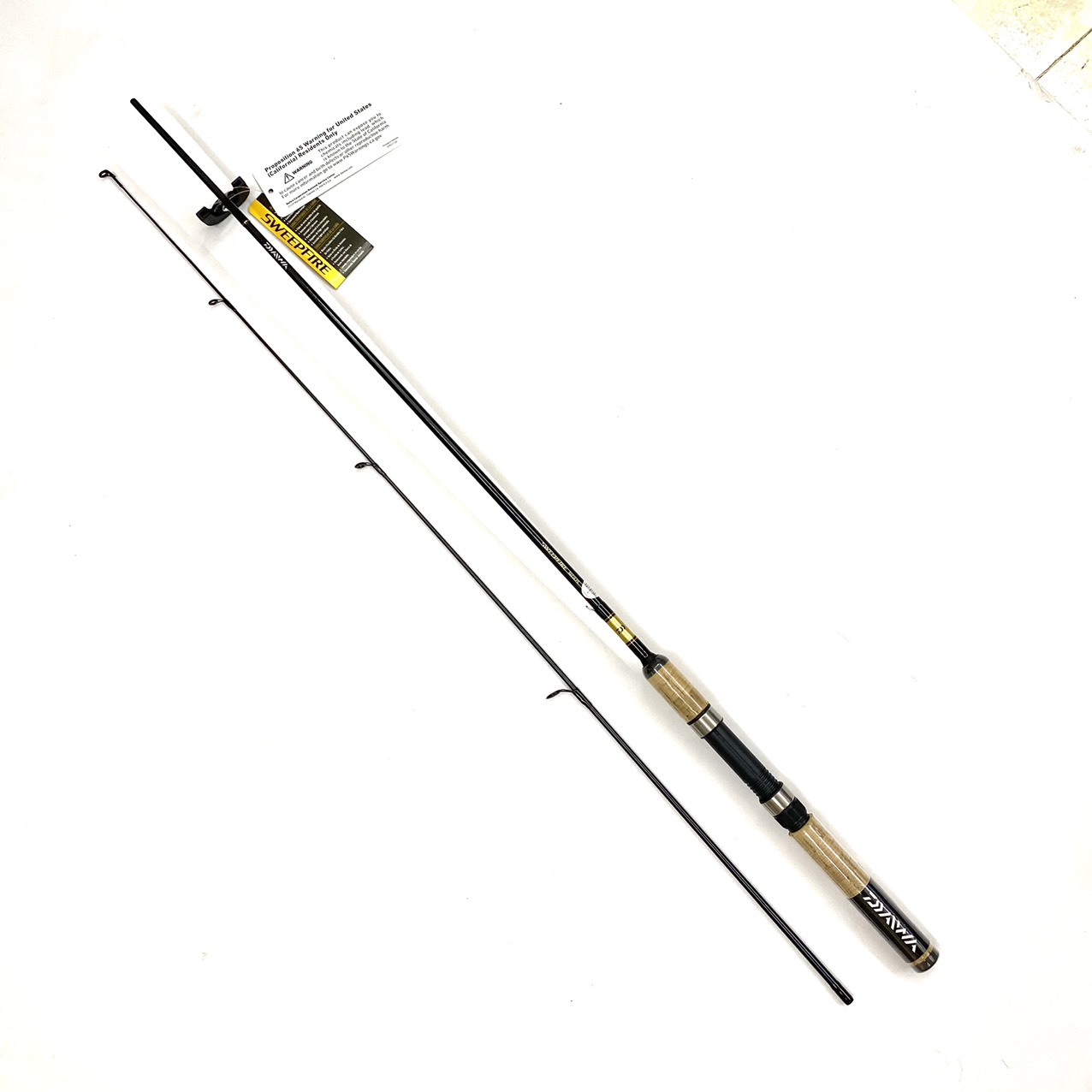 Cần Câu Cá Daiwa Sweepfire 562Ul Cần Lure UL Máy Đứng 1m68 Hàng Chính Hãng Made In Việt Nam