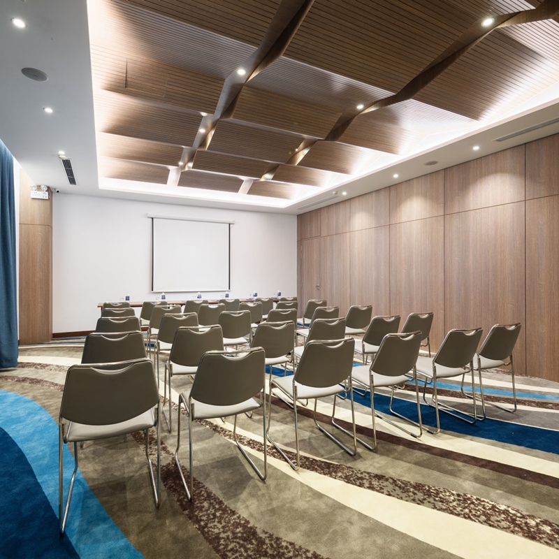 D'Lecia Hotel 4* Hạ Long - Gồm Bữa Sáng, Hồ Bơi, Khách Sạn Ngay Trung Tâm Bãi Cháy, Thuận Tiện Thăm Vịnh, Nhiều Tiện Ích