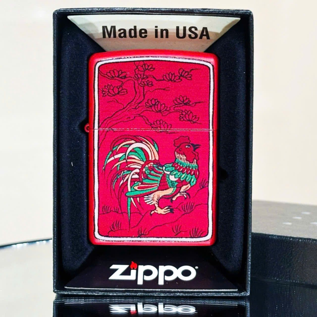 Bật lửa Zippo Year of the Rooster - Phiên Bản 12 Con Giáp (Tuổi Dậu) Thiết Kế Việt Nam, Sơn Tĩnh Điện Đỏ May Mắn Chính Hãng