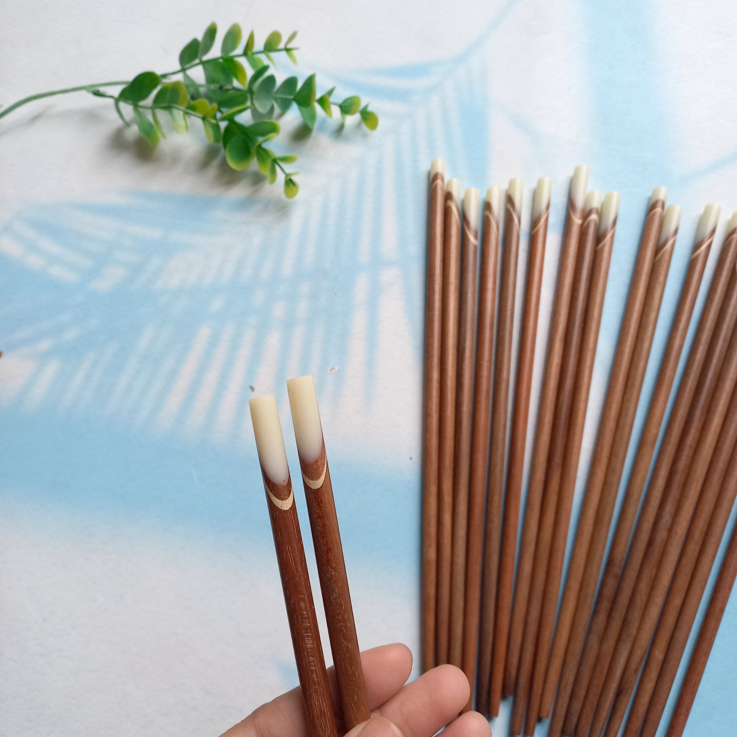 Đũa Gỗ 23cm Đầu Khảm Nhựa Cao Cấp Của Vitrapro