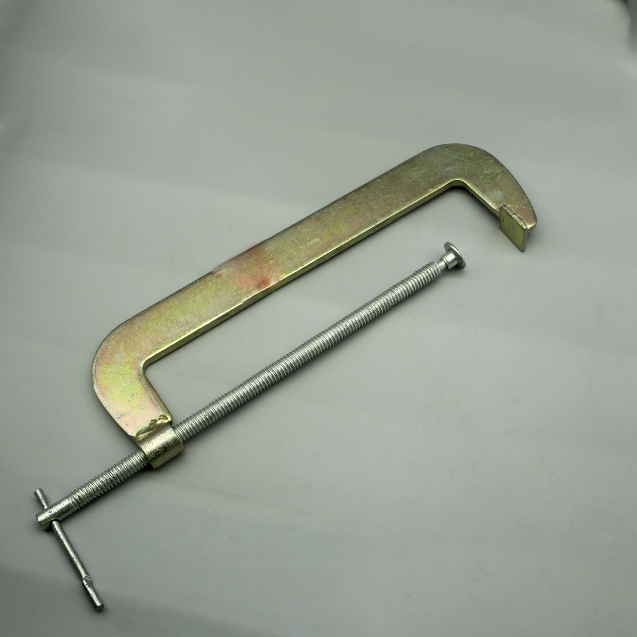 Vam chữ G cỡ 12"
