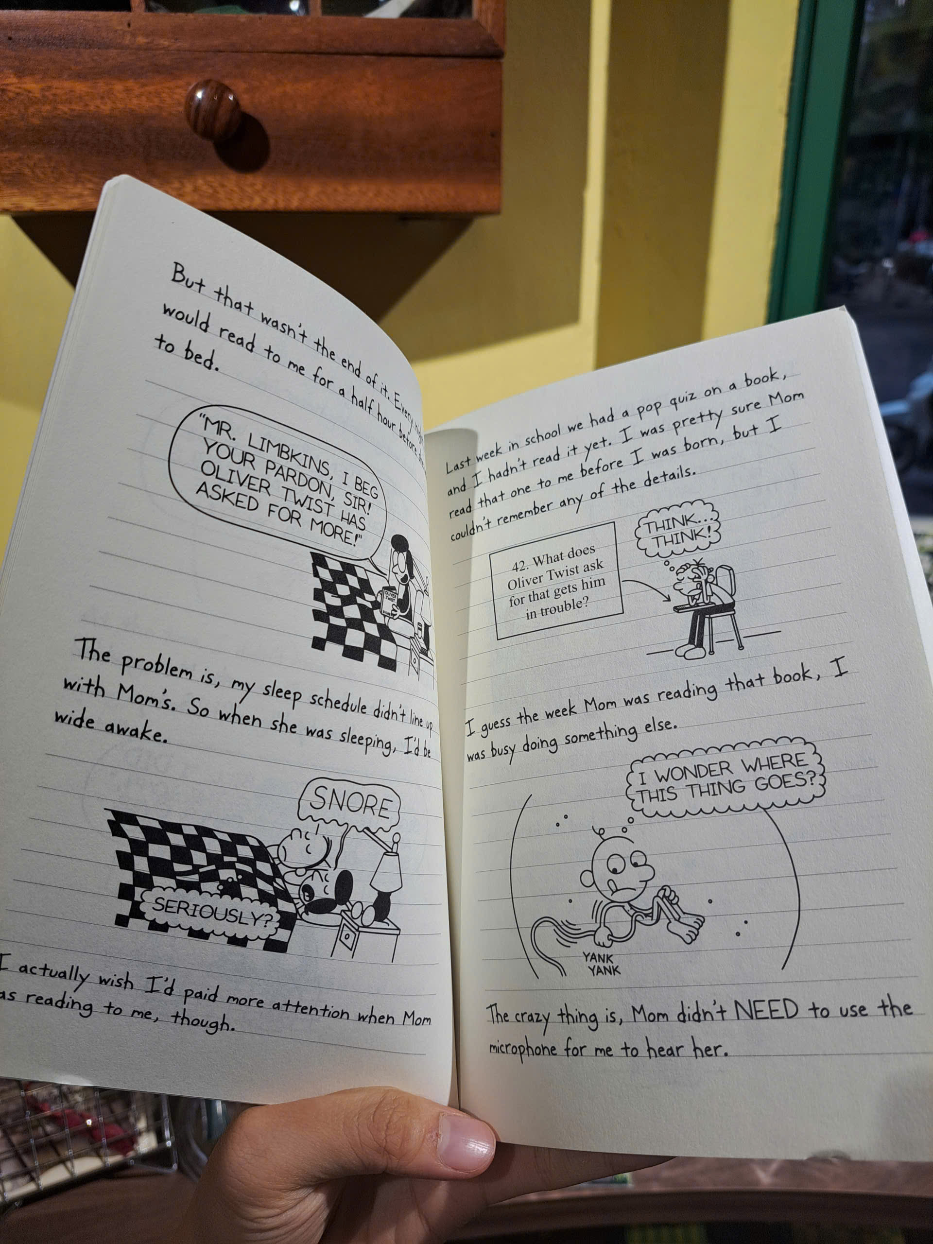 Sách - Diary of a Wimpy Kid: The Third Wheel | Nhật ký Chú bé nhút nhát tiếng Anh / Sách Thiếu nhi