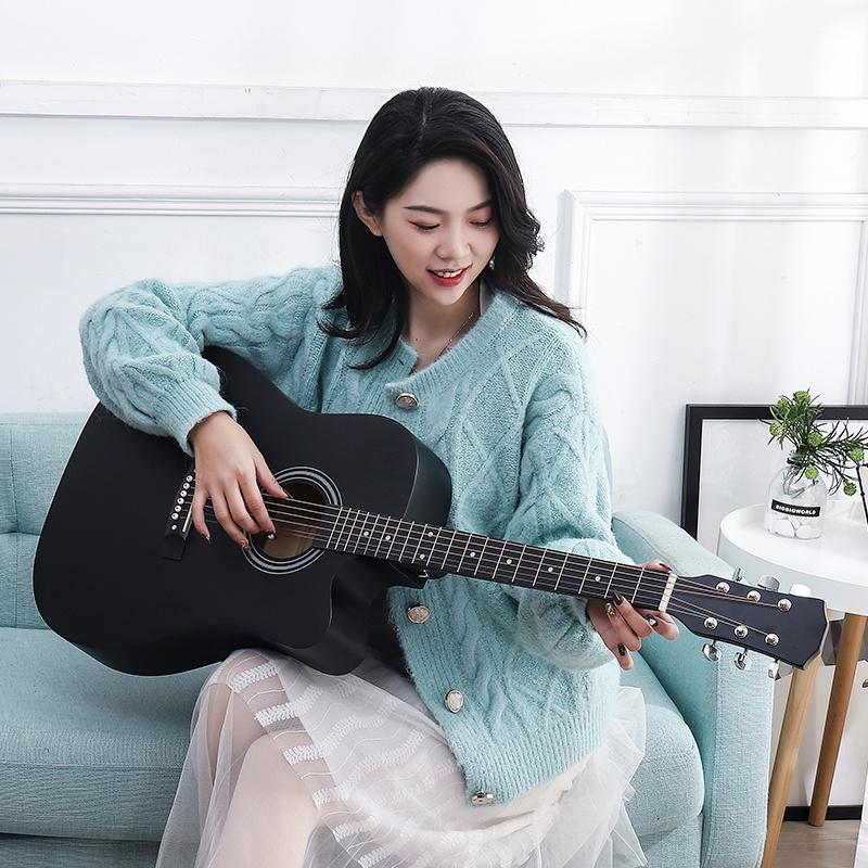 Đàn guitar acoustic dành cho người mới tập chơi， Khẩu âm thanh tự nhiên và chân thật, có độ bền cao, dễ dàng sử dụng cho