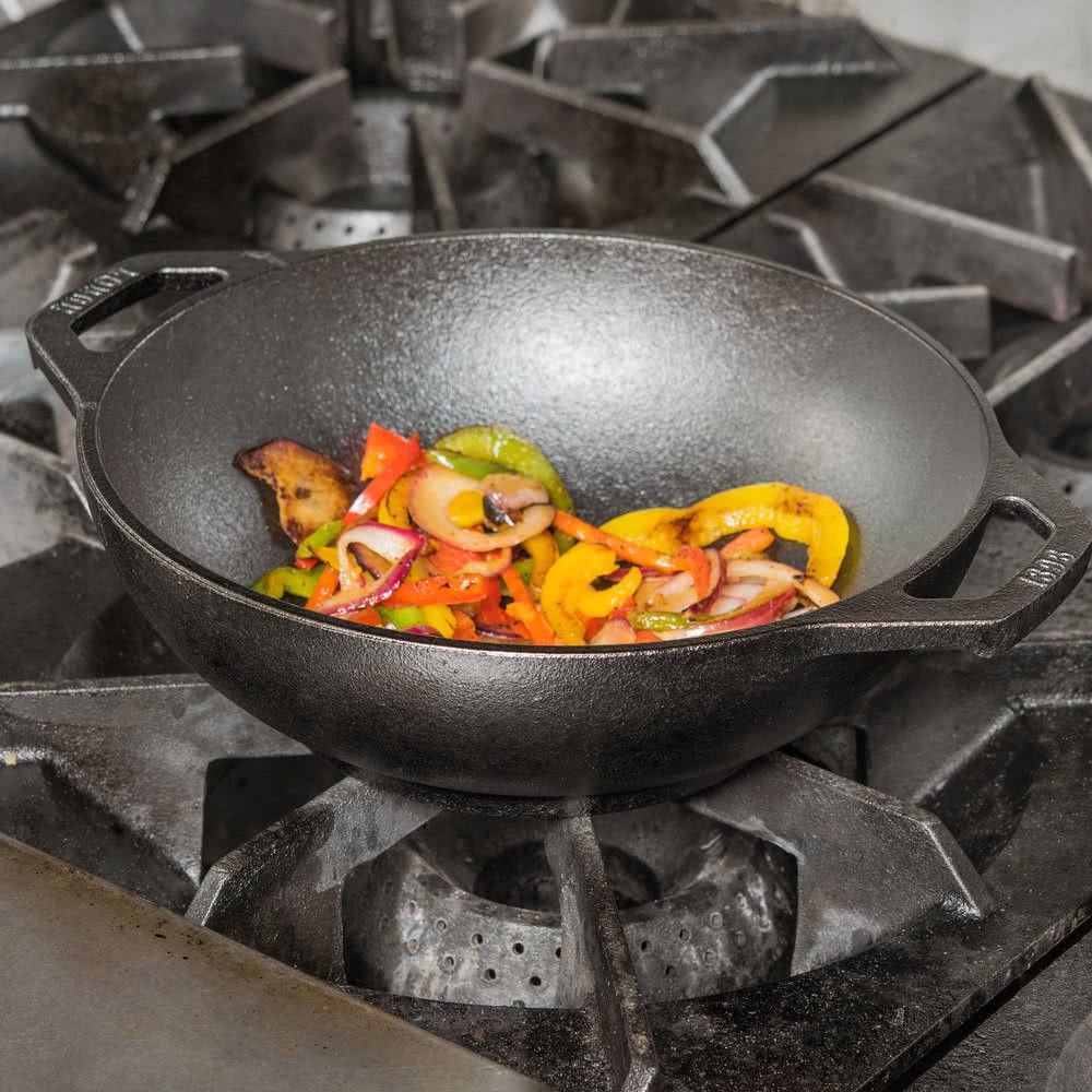 Chảo gang kiểu Wok Lodge L9MW đường kính miệng 23 cm - Sản xuất tại Mỹ