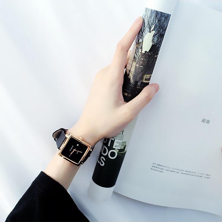 Đồng hồ nữ đẹp đeo tay dây nhung cao cấp DH86