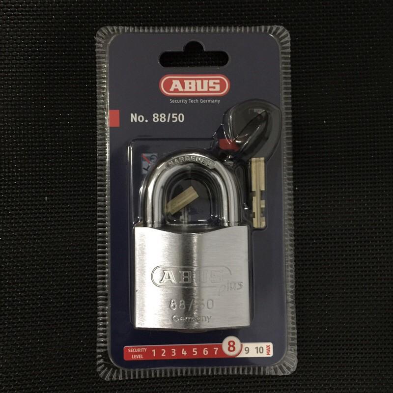 Ô khóa ABUS 88/50 Plus thân đồng rộng 50mm bọc Crom lõi lá 3 chìa vuông - MSOFT