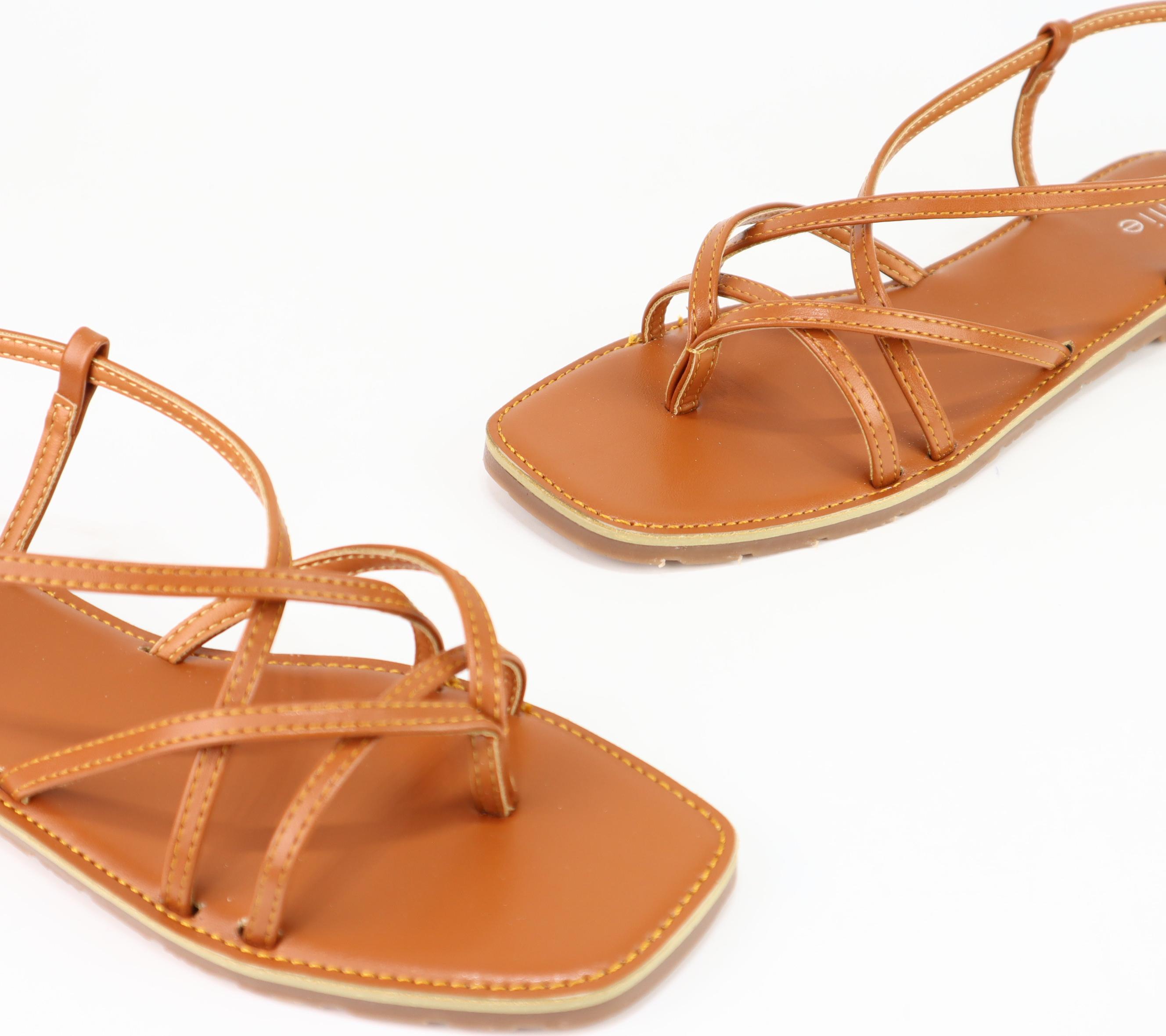 Giày sandal xỏ ngón đế bệt Cillie 1061