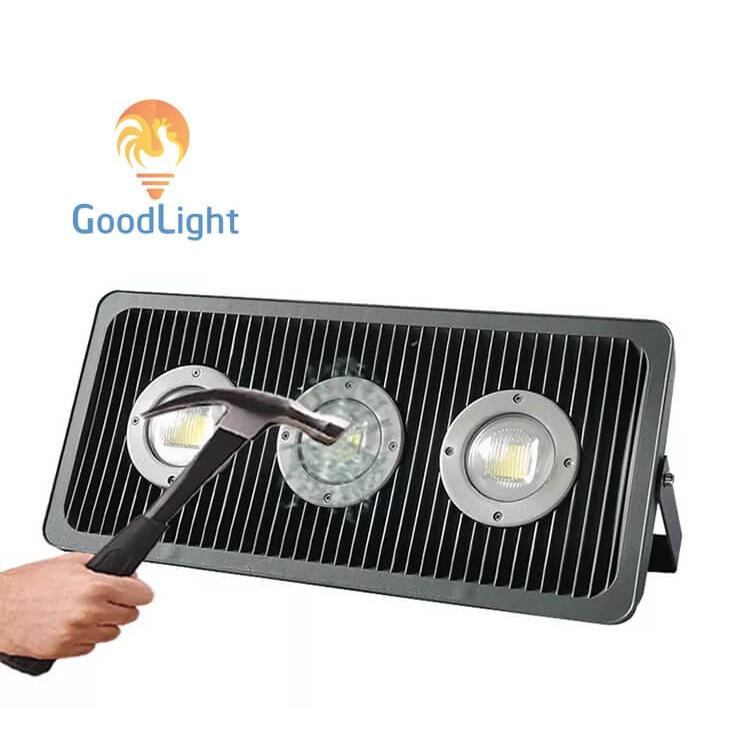 Đèn pha led goodlight 150W P12 chống cháy nổi, chiếu sáng nhà xưởng, chiếu sáng công nghiệp