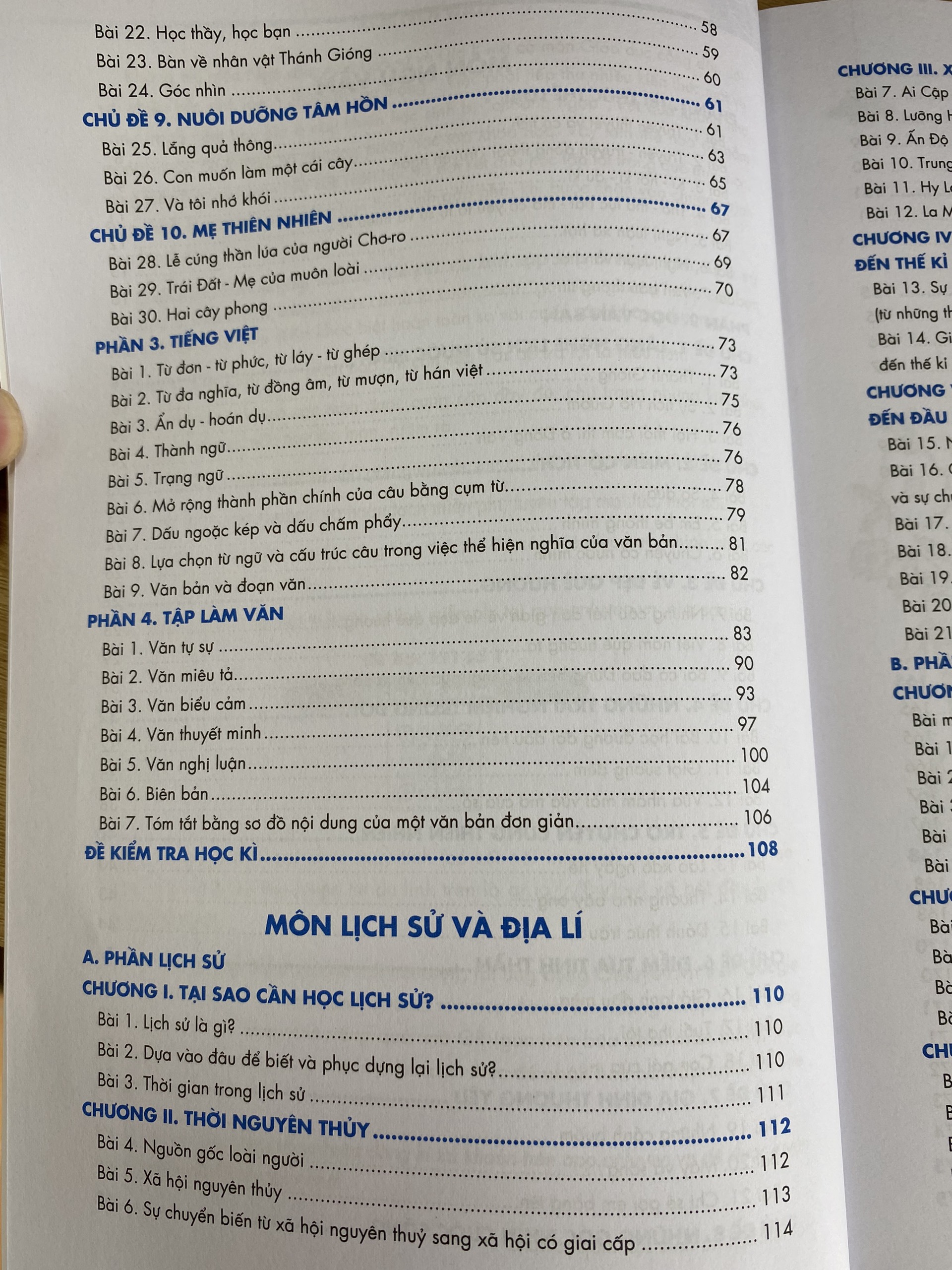 Lớp 6 -Sách Siêu trọng tâm lớp 6 môn Văn, Sử, Địa, GDCD dùng cho bộ Chân trời - Nhà sách Ôn luyện