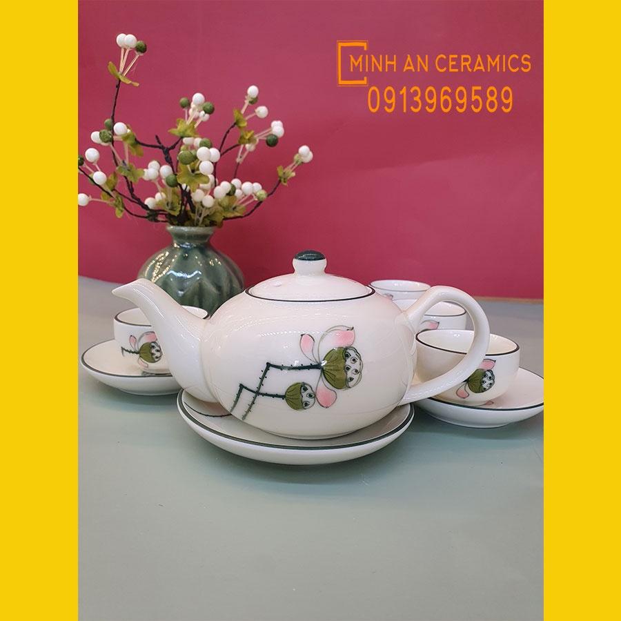 Bộ ấm chén Bát Tràng và 03 hộp mứt vẽ đài sen gốm Minh An Bát Tràng