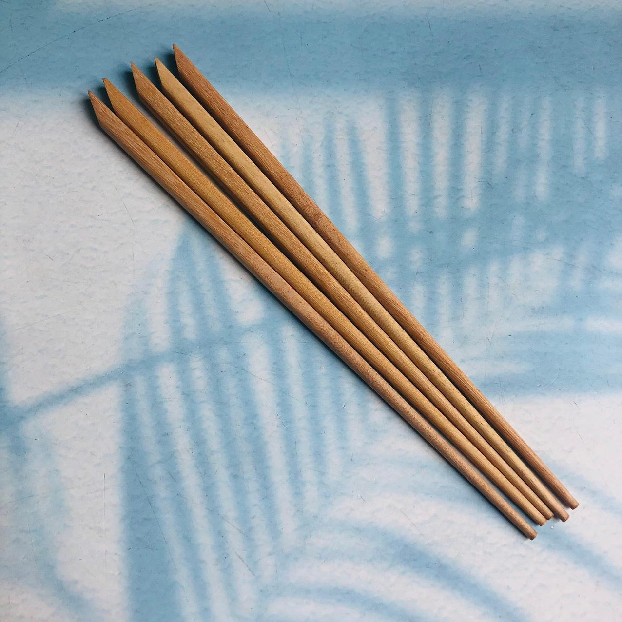 Đũa Gỗ Xương Gà Cán Chéo 23cm, Đũa Ăn Cơm Tiện Lợi, An Toàn Cho Sức Khỏe