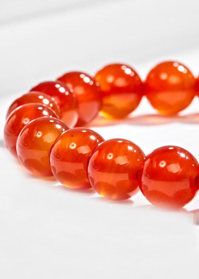 Vòng Tay Đá Mã Não Đỏ Charm Tuổi Ngọ Bạc Mạ Vàng 24K