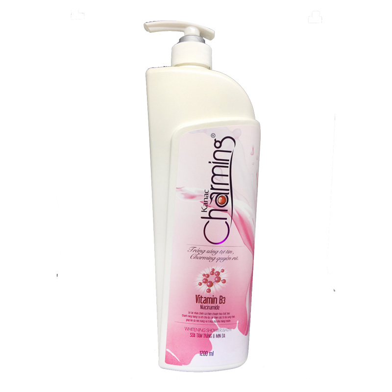 SỮA TẮM TRẮNG VÀ MỊN DA KANAC CHARMING 1.2L