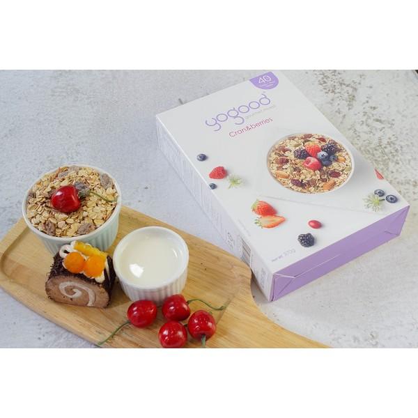 Ngũ Cốc Nguyên Hạt Phúc Bồn Tử &amp; Quả Mọng Yogood - Muesli Cran&amp;Berries Hộp 370g