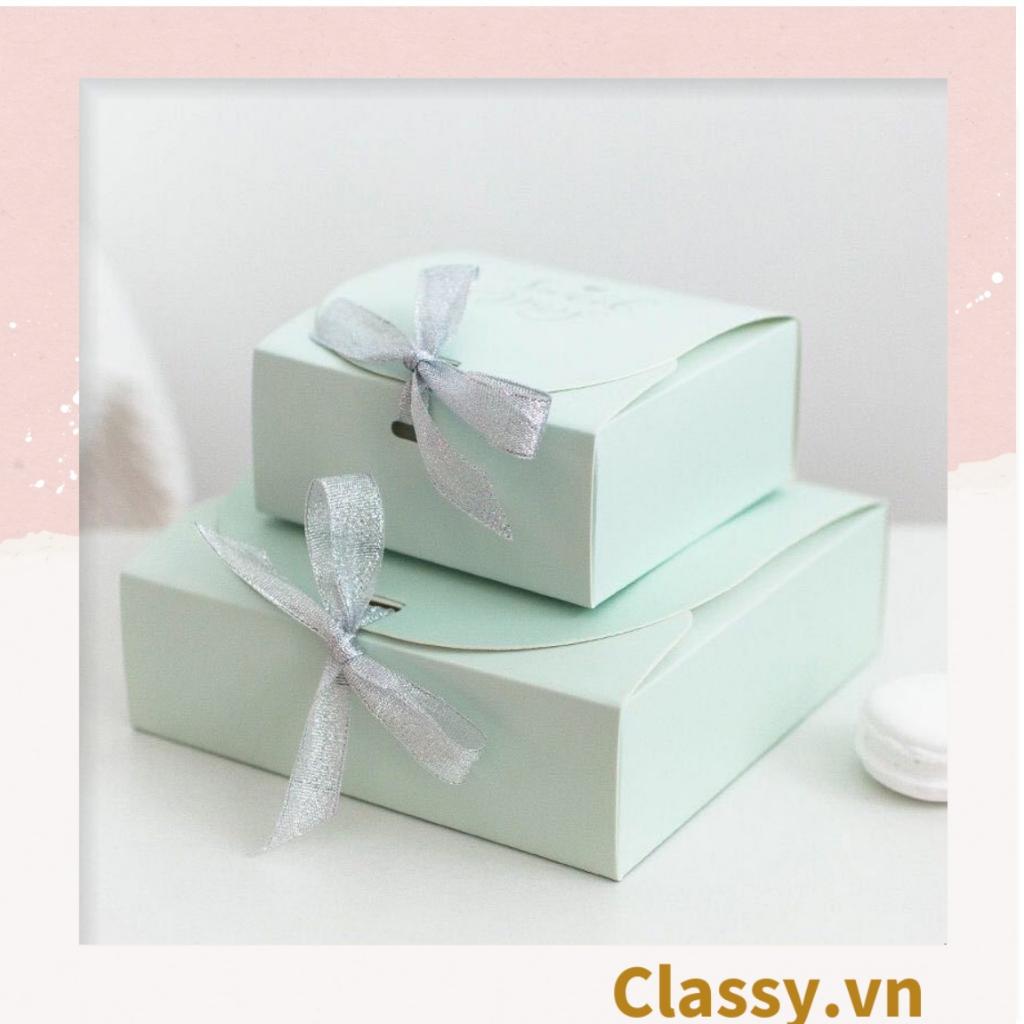 Hộp giấy đựng bánh tráng miệng, bánh kẹo, quà tặng thắt dây Ruy băng Classy tự gấp Q628