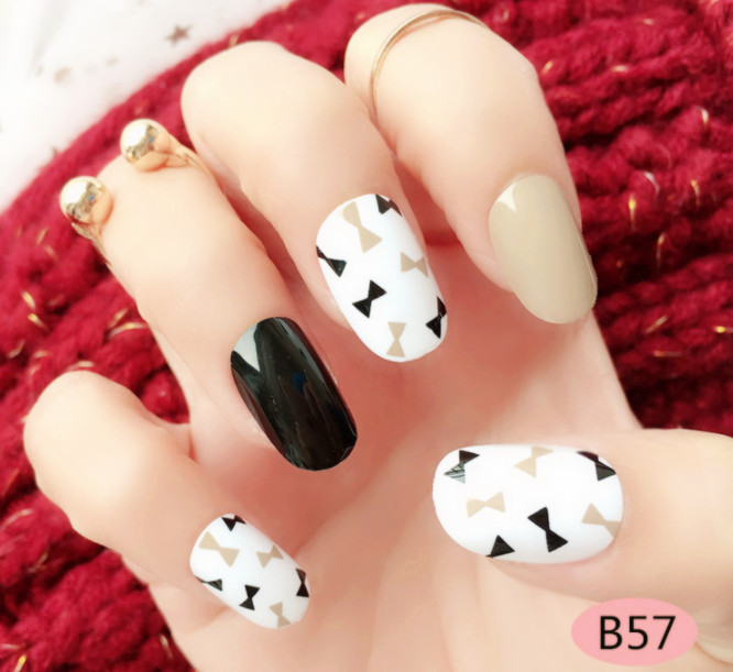 Bộ 24 móng tay giả nail thơi trang như hình