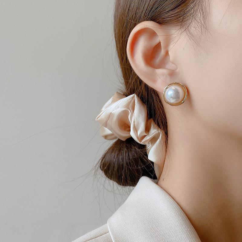 Khuyên tai bông tai nữ tròn hạt trai vintage cổ điển Ring House