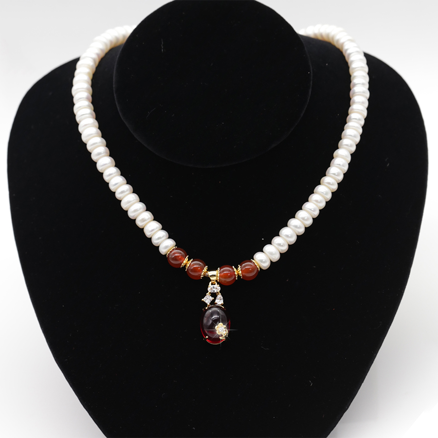 Bộ Chuỗi Ngọc Trai Phát Tài Lộc Mã Não Đỏ Charm Hoa Vàng - BNJ1208 - Bảo Ngọc Jewelry