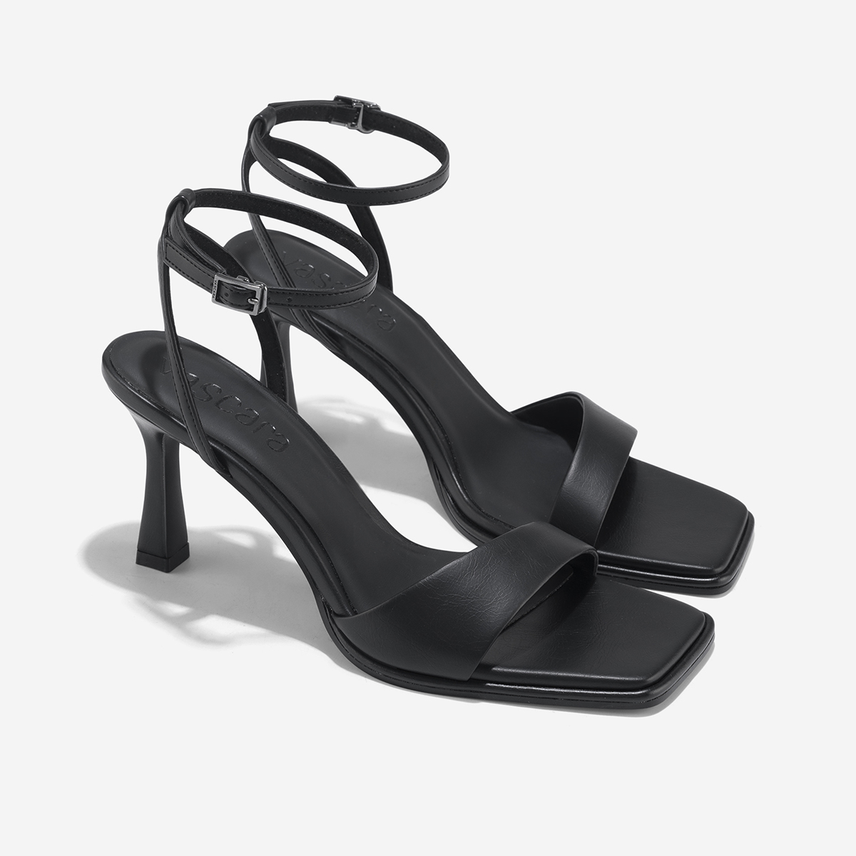 Vascara Giày Sandal Quai Bản Cách Điệu - SDN 0803