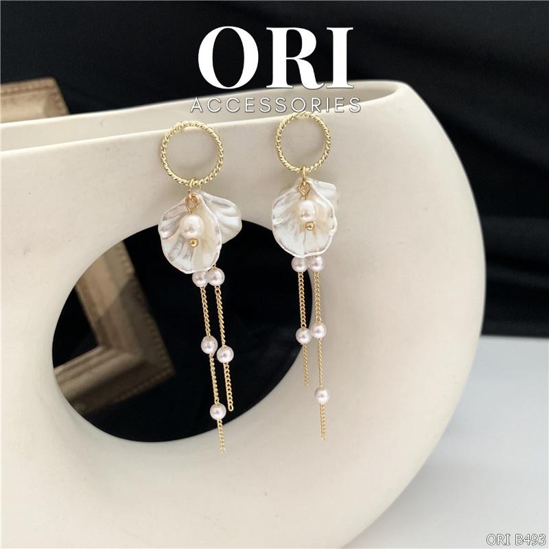 Bông tai nữ dáng dài Petal hình cánh hoa ORI ACCESSORIES B493
