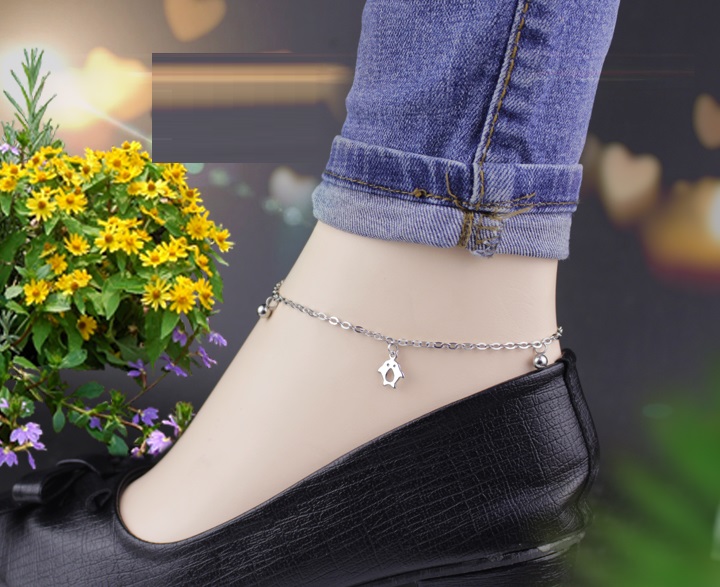 Lắc chân hai con cá heo