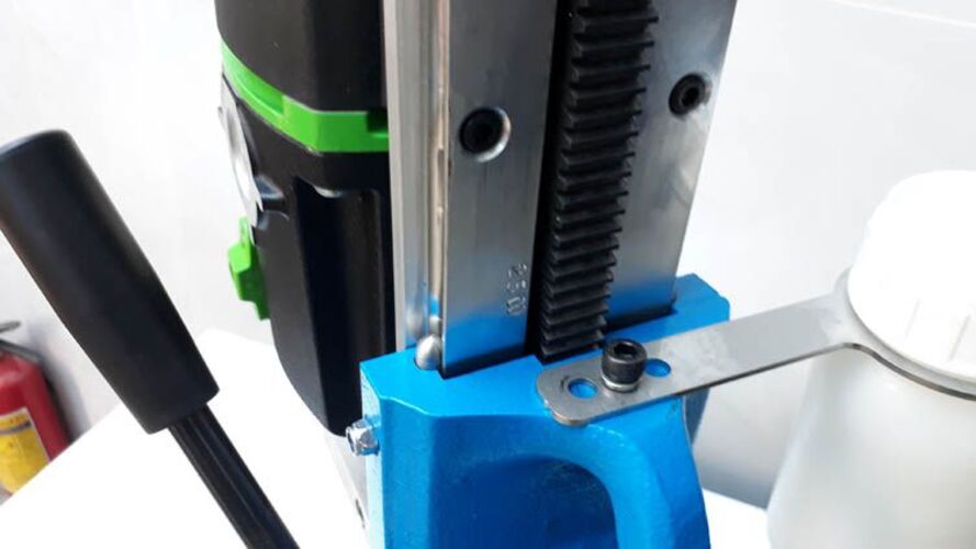 MÁY KHOAN TỪ MAGBROACH MD108
