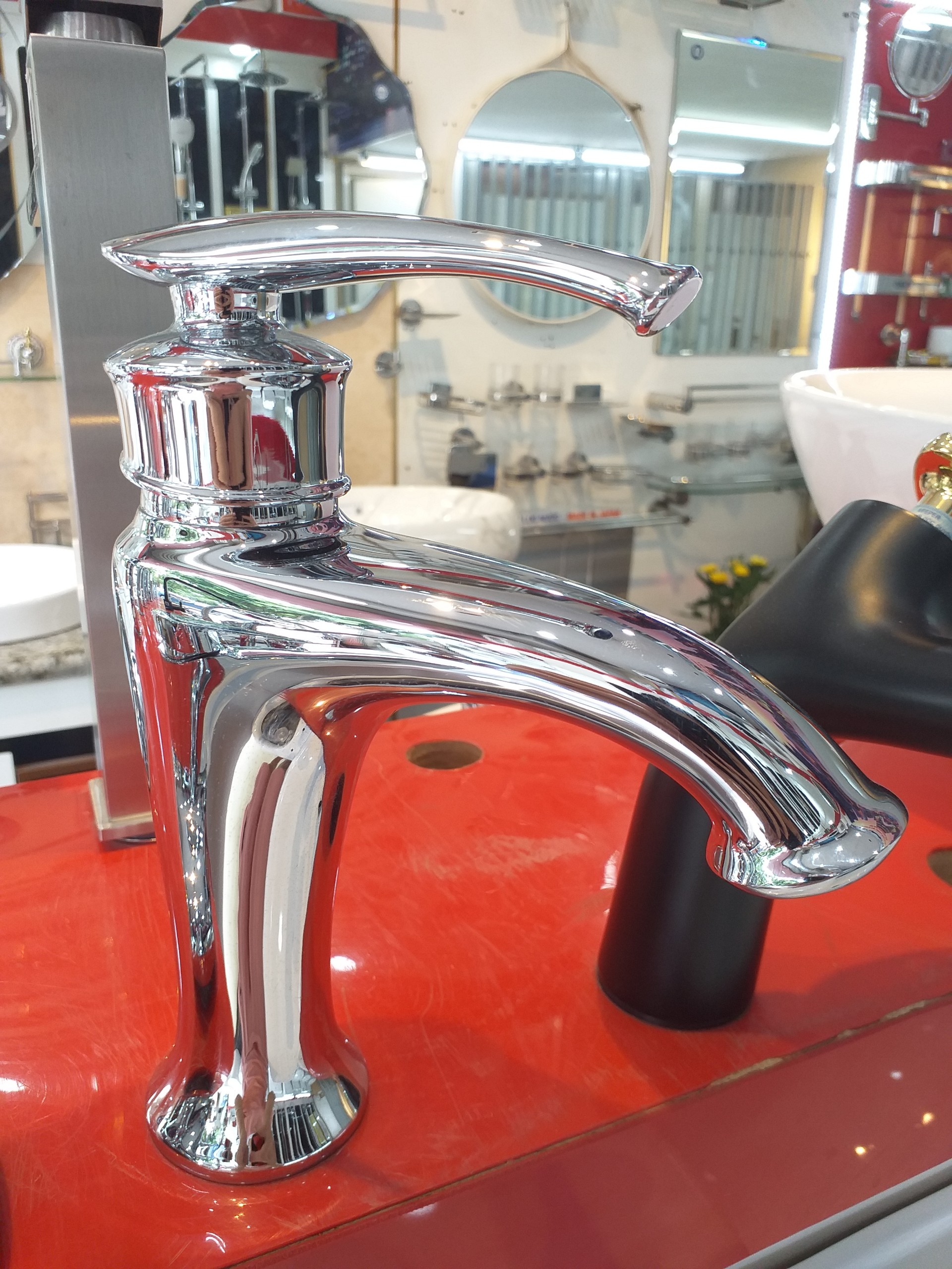 VÒI LAVABO NÓNG LẠNH CAO CẤP ĐỒNG THAU