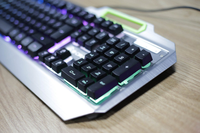 E-DRA EK700 - Bàn phím dành cho game thủ hậu đậu hay làm đổ nước - Ảnh 12. E-DRA EK700 - Bàn phím dành cho game thủ hậu đậu hay làm đổ nước - Ảnh 12.