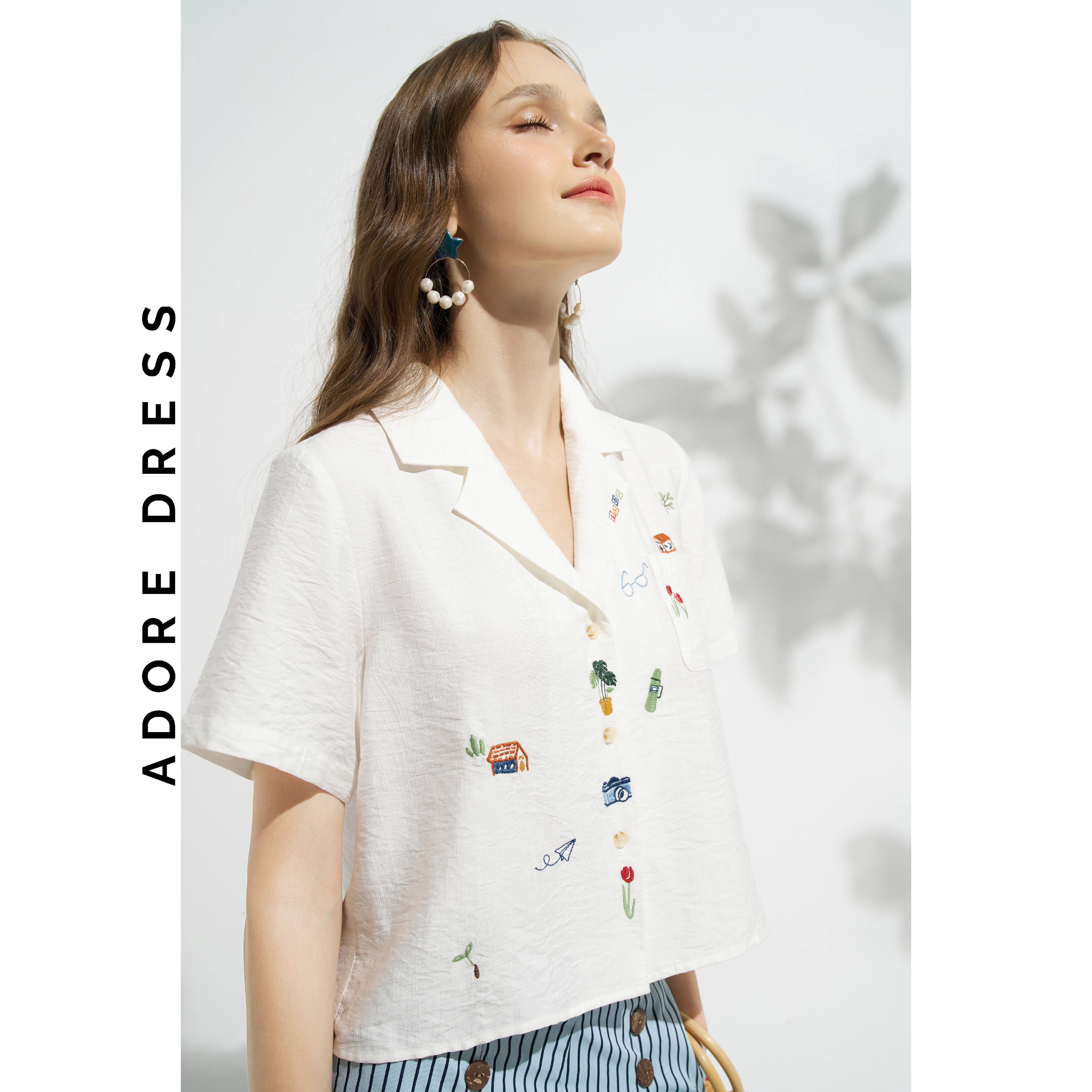 Ao sơ mi Shirts casual style đũi trơn trắng thêu ngực 311SH1015 ADORE DRESS