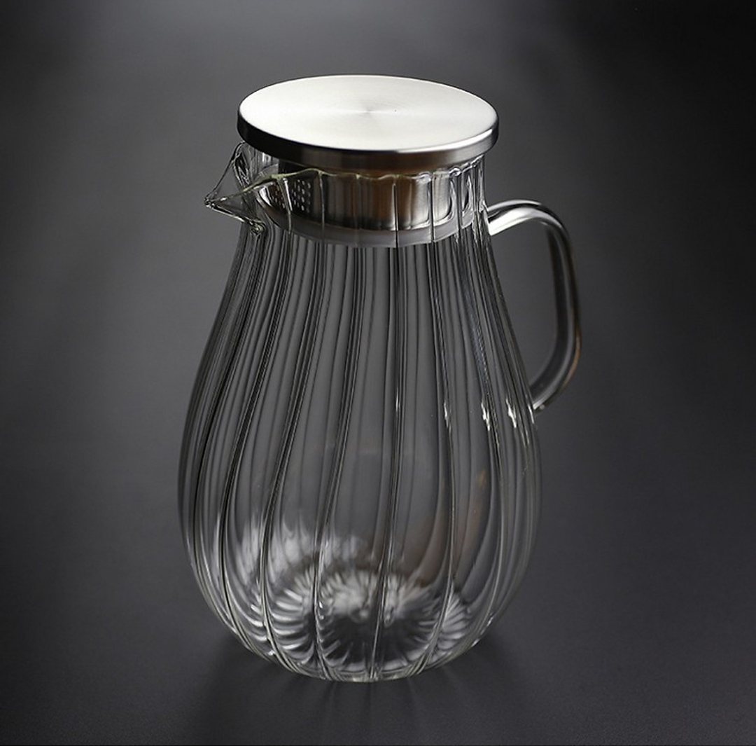 BÌNH NƯỚC THỦY TINH CHỊU NHIỆT TAY VÀNG DUNG TÍCH 2,4L -1,6L CÓ SỌC
