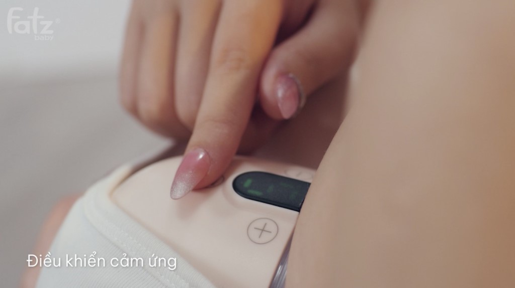 MÁY HÚT SỮA ĐIỆN RẢNH TAY VÀ KHÔNG DÂY CÓ PIN SẠC FREEMAX 2 FATZBABY FB1202CW /2 CHIẾC