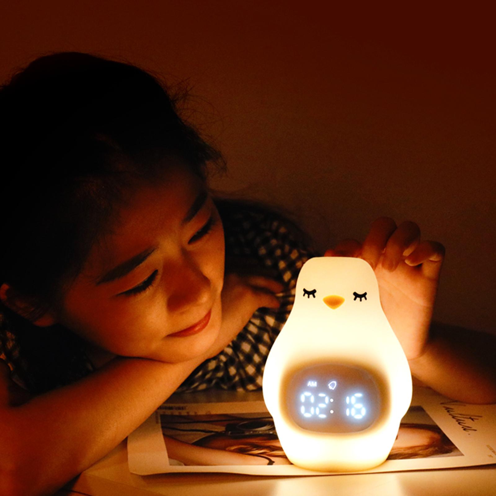 Đèn Ngủ Dễ Thương Với Đồng Hồ Báo Thức Cho Phòng Ngủ 2 Màu Đèn Led