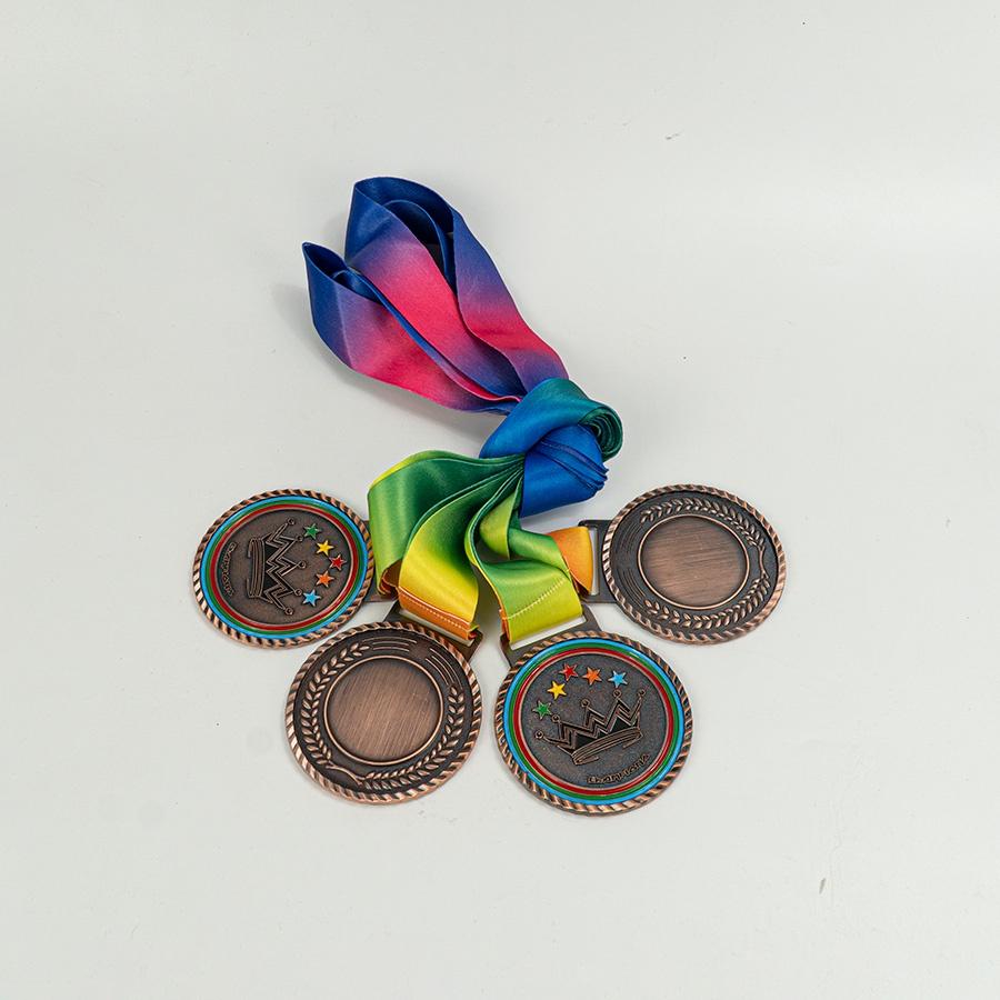 Huy chương Champion loại tốt