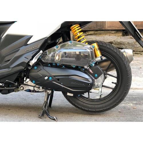 Chụp pô e trong suốt vario loại tốt