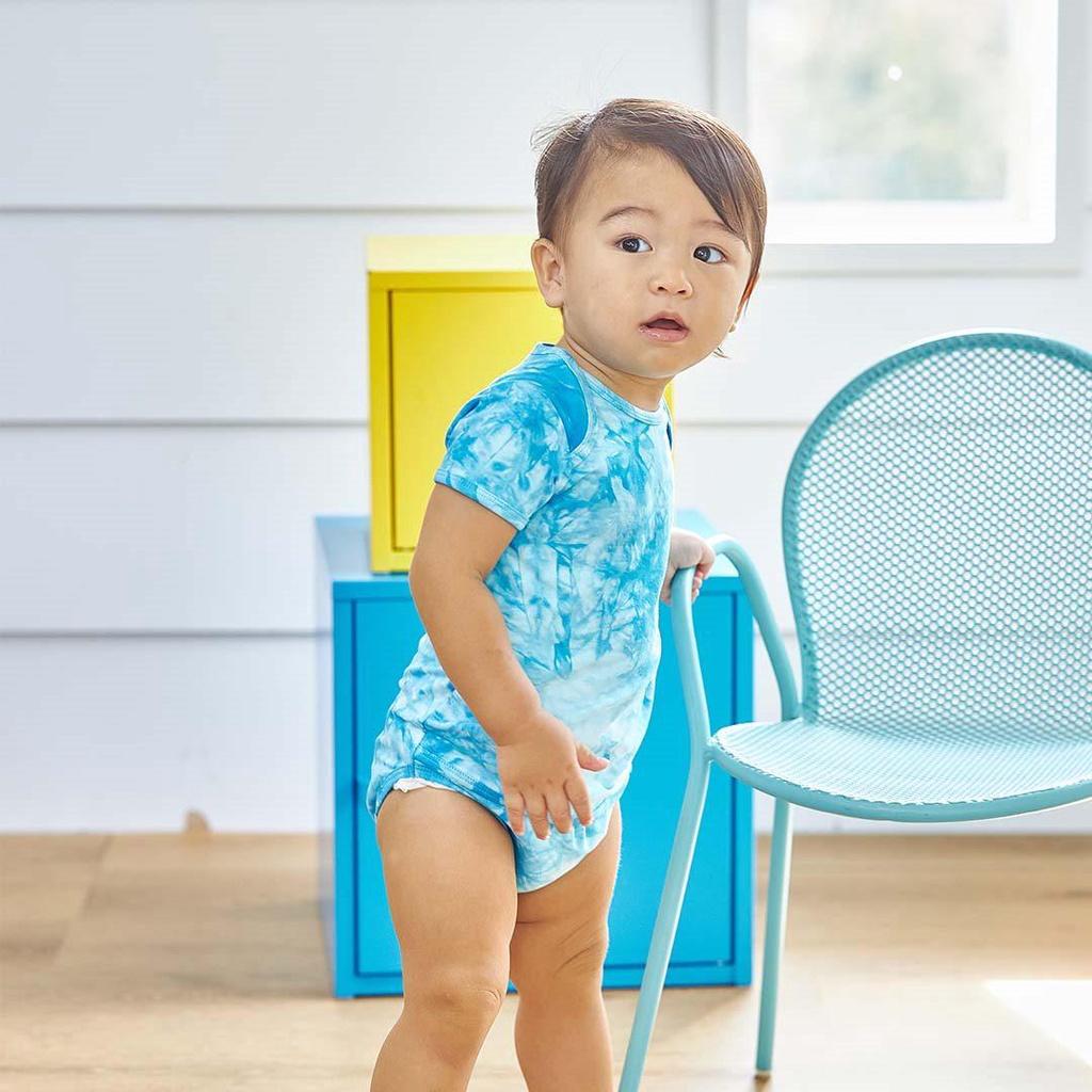 Bộ áo liền quần ngắn tay bé trai 3 - 18 tháng vải cotton xanh dương họa tiết vệt loang TEZY1-1527 | OETEO One of A Kind