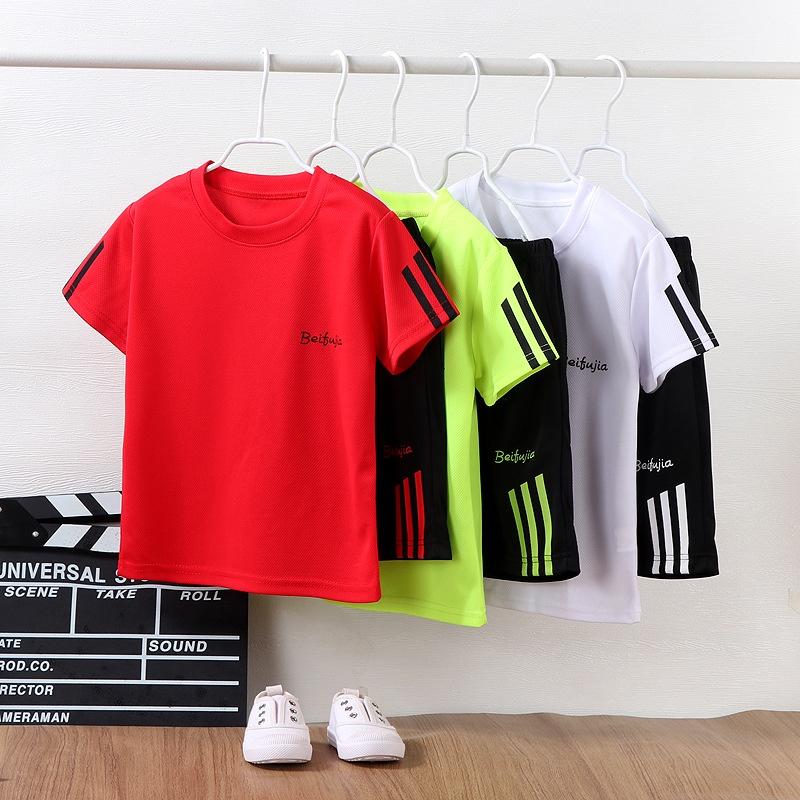 Set đồ thể thao bé trai chất vải thông hơi thoáng mát