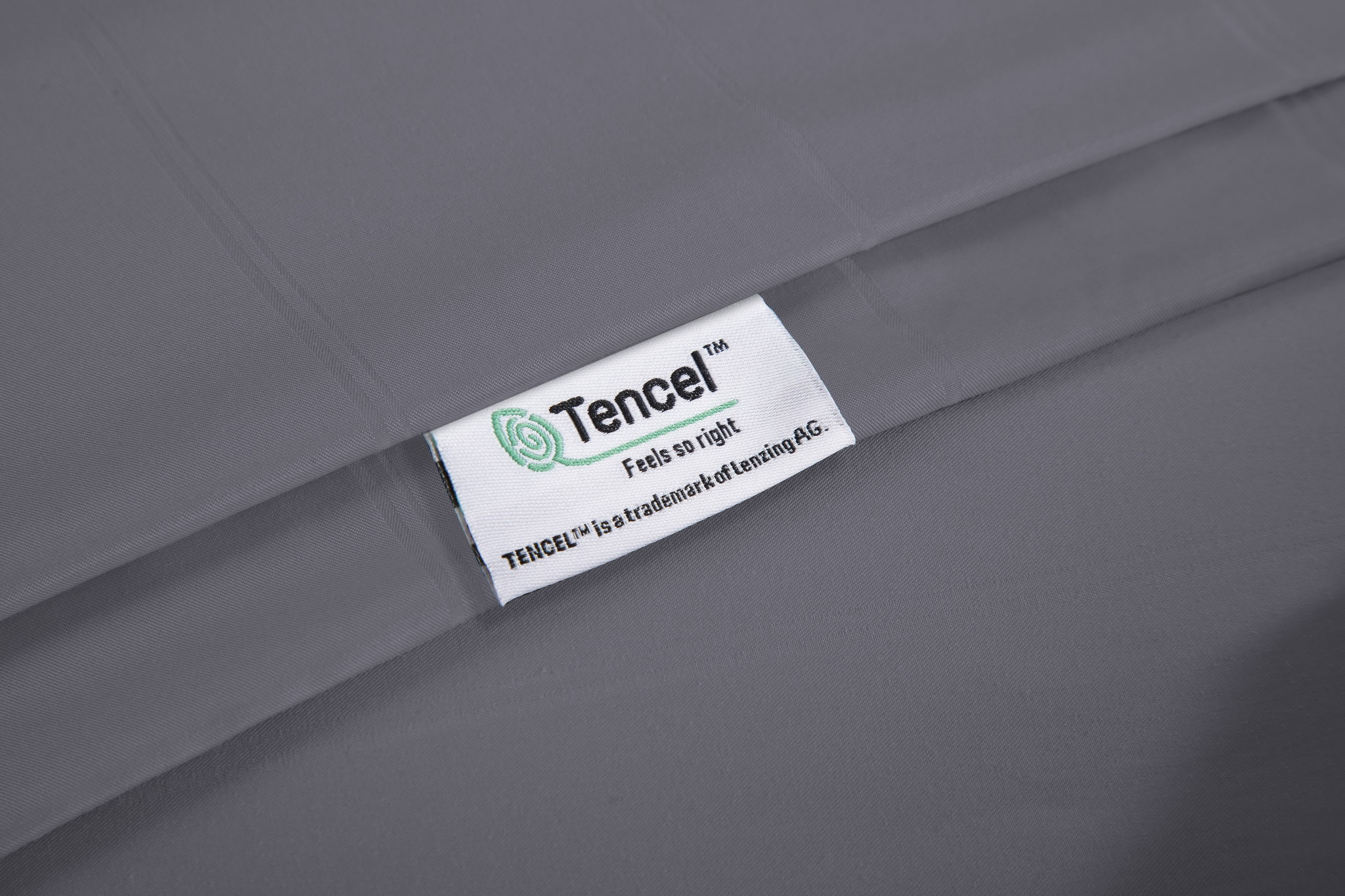 Bộ ga và Vỏ gối Akemi Tencel Touch Clarity, gồm 5 món