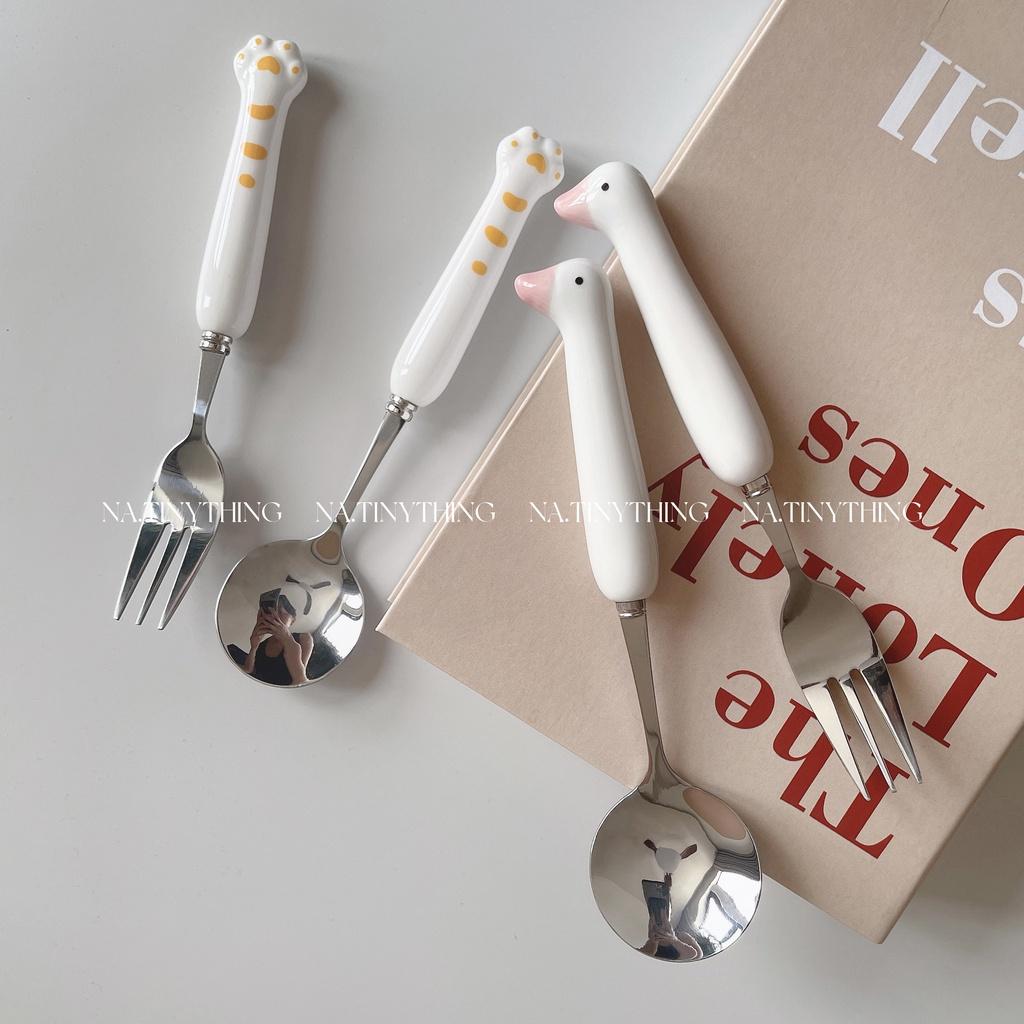 Muỗng nĩa inox 304 tay cầm bằng sứ phong cách hoạt hình dễ thương Hàn Quốc NA0066