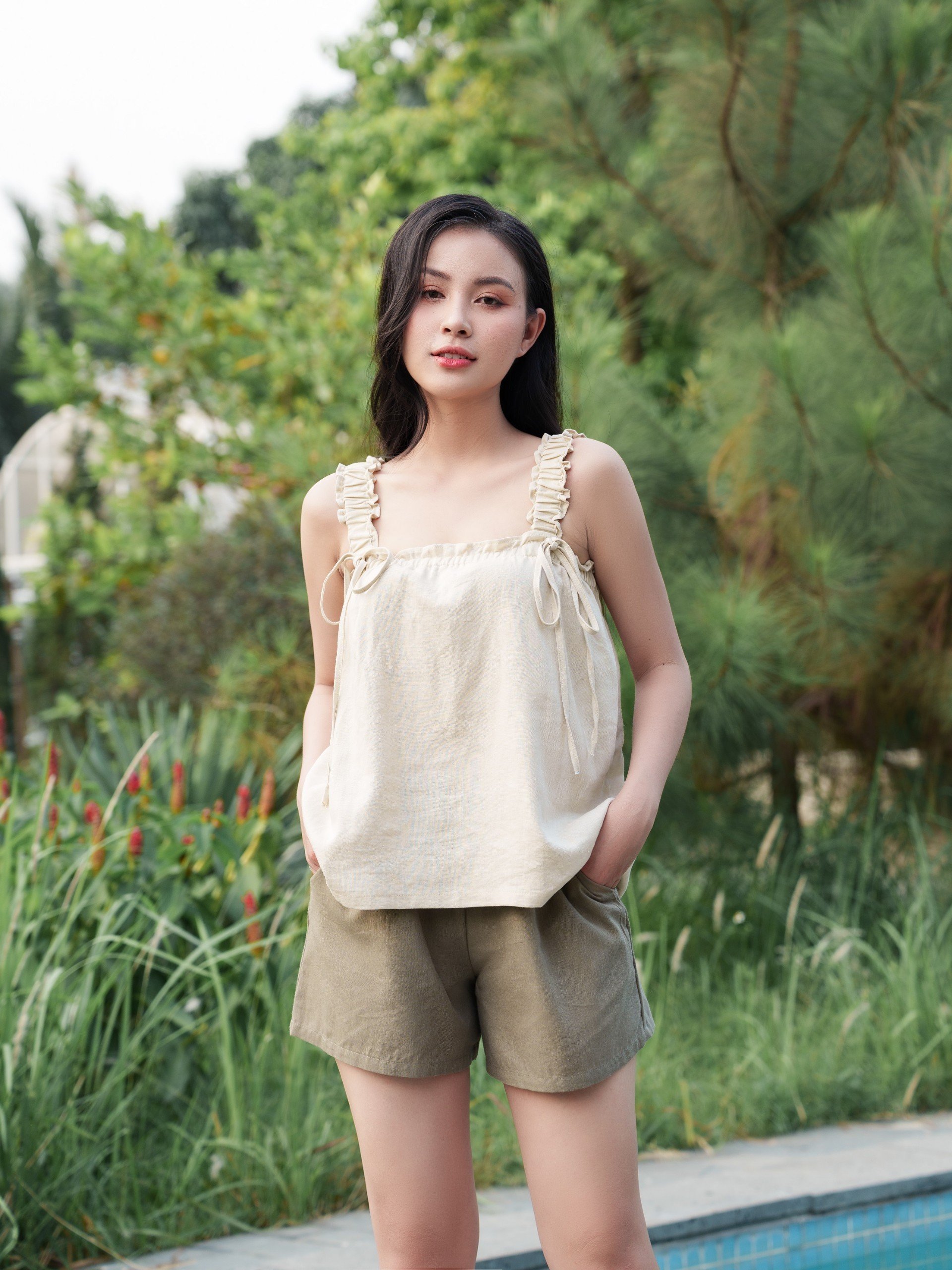 Đồ bộ đùi thiết kế 2 dây áo kem quần xanh