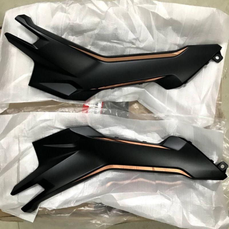 Ốp hông dành cho xe AB Airblade 2020
