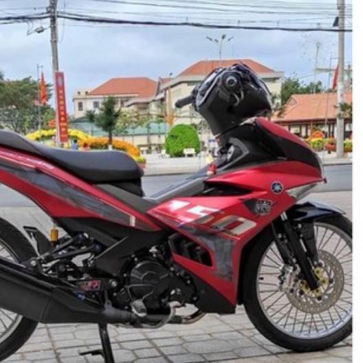 Tem exciter 150 đỏ đen crom