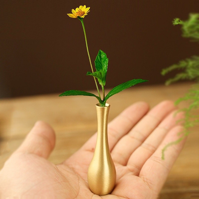 BÌNH HOA TÍ HON CAO 6cm BẰNG ĐỒNG