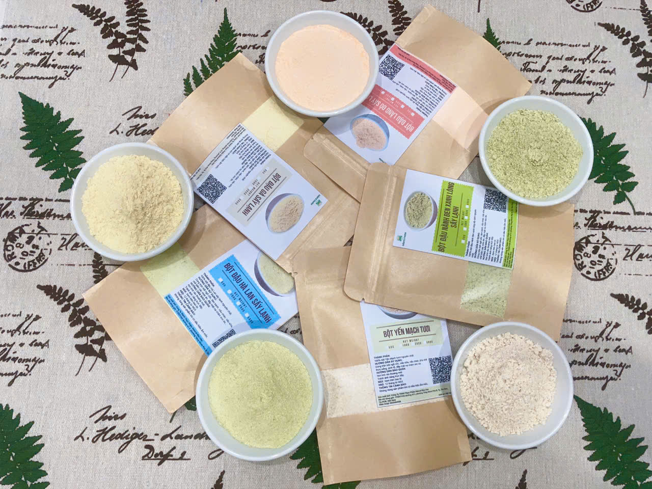 Combo 5 loại bột sấy lạnh: bột đậu gà, bột đậu lăng đỏ, bột đậu hà lan, bột đậu nành đen xanh lòng, bột yến mạch tươi nguyên chất, siêu mịn, không biến đổi gen (mỗi gói 100g)