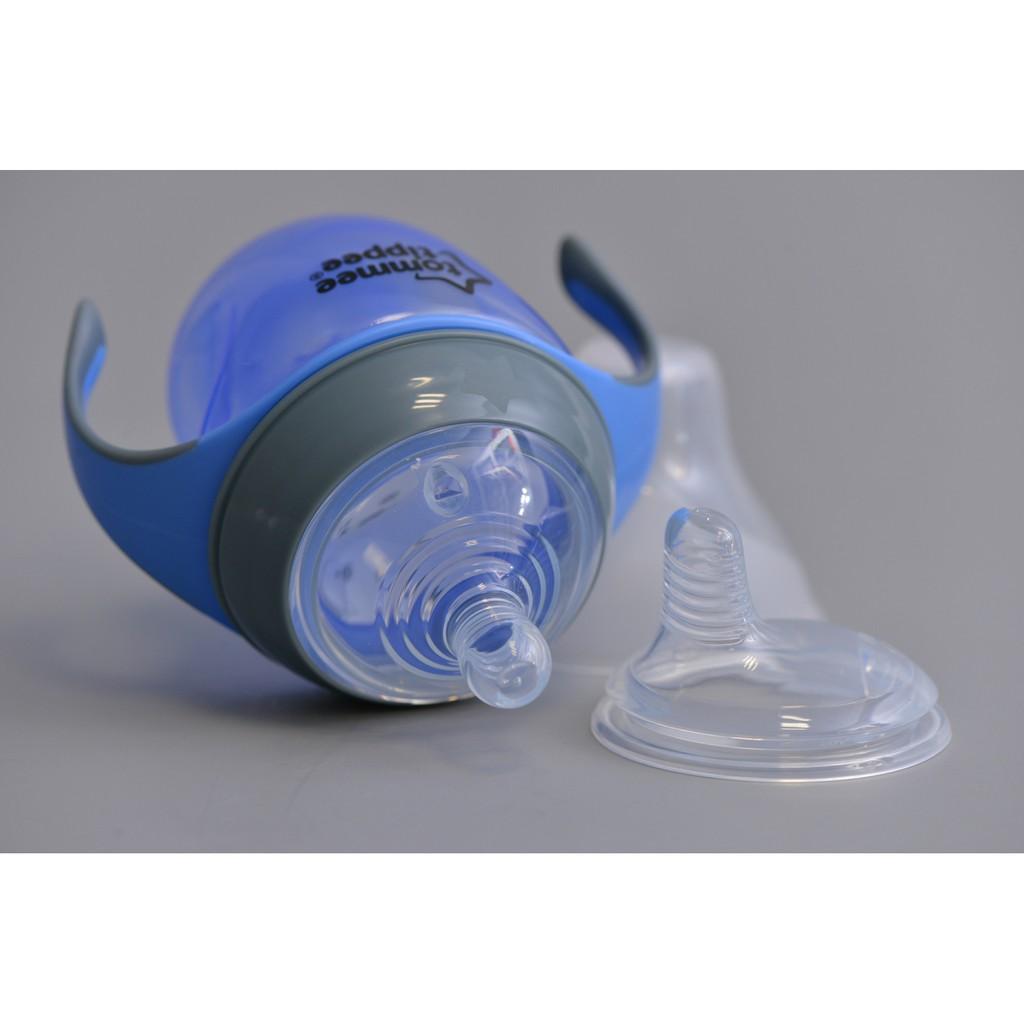 Ly uống nước đầu núm ti cho trẻ nhỏ 150ml tommee tippe , cho bé từ 4 tháng tuổi trở lên.