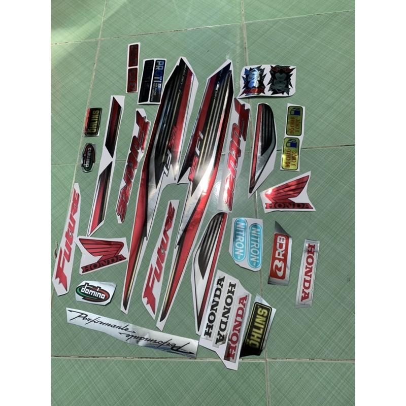 Tem future đỏ đen crom