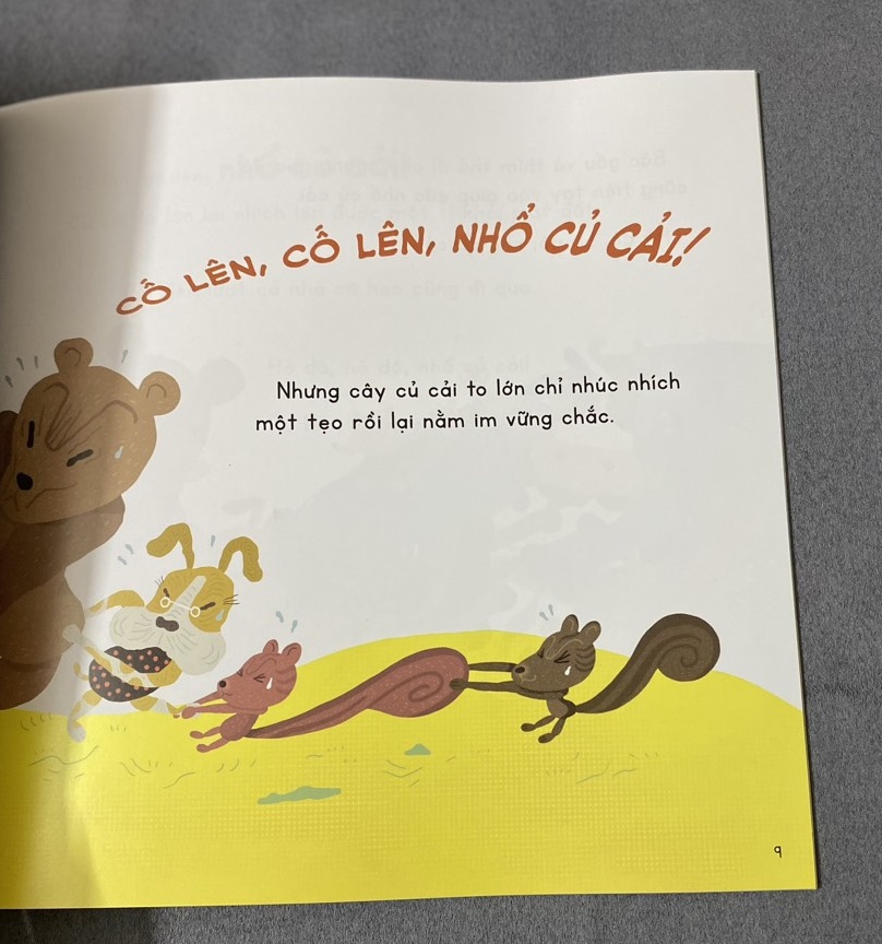 Sách - Kính vạn hoa thiên nhiên: Nhổ củ cải