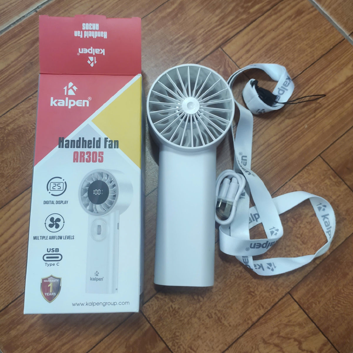 Quạt cầm tay 100 tốc độ gió Kalpen AR305 pin sạc tích điện 3600mAh, hàng chính hãng