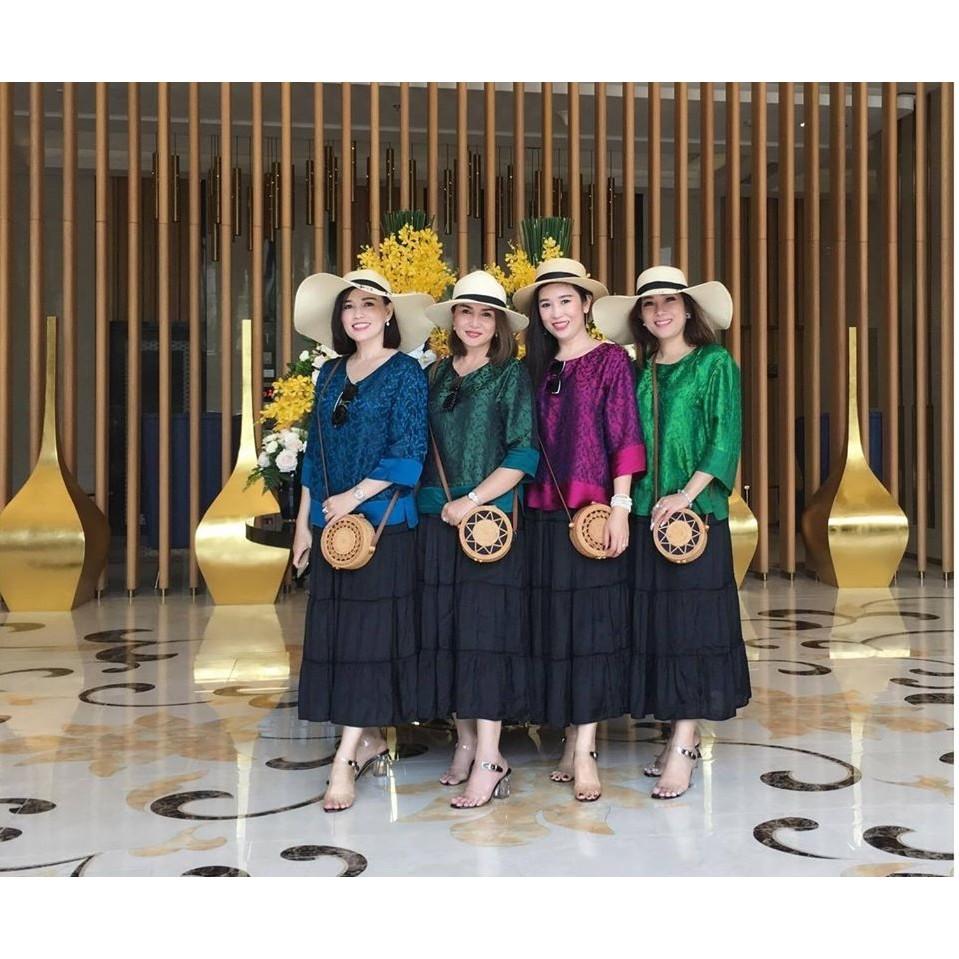 Bộ Váy Tay Lỡ - Lụa Hà Đông Đuôi Công