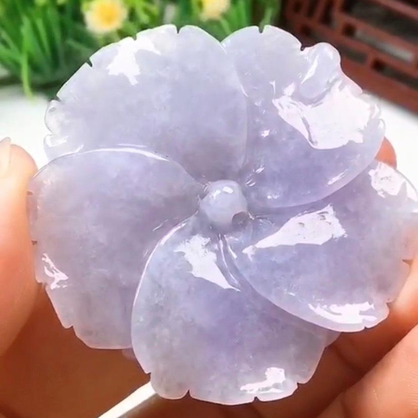 Mặt ngọc hoa khai phú quý tử la lan Ngọc phỉ thúy tự nhiên