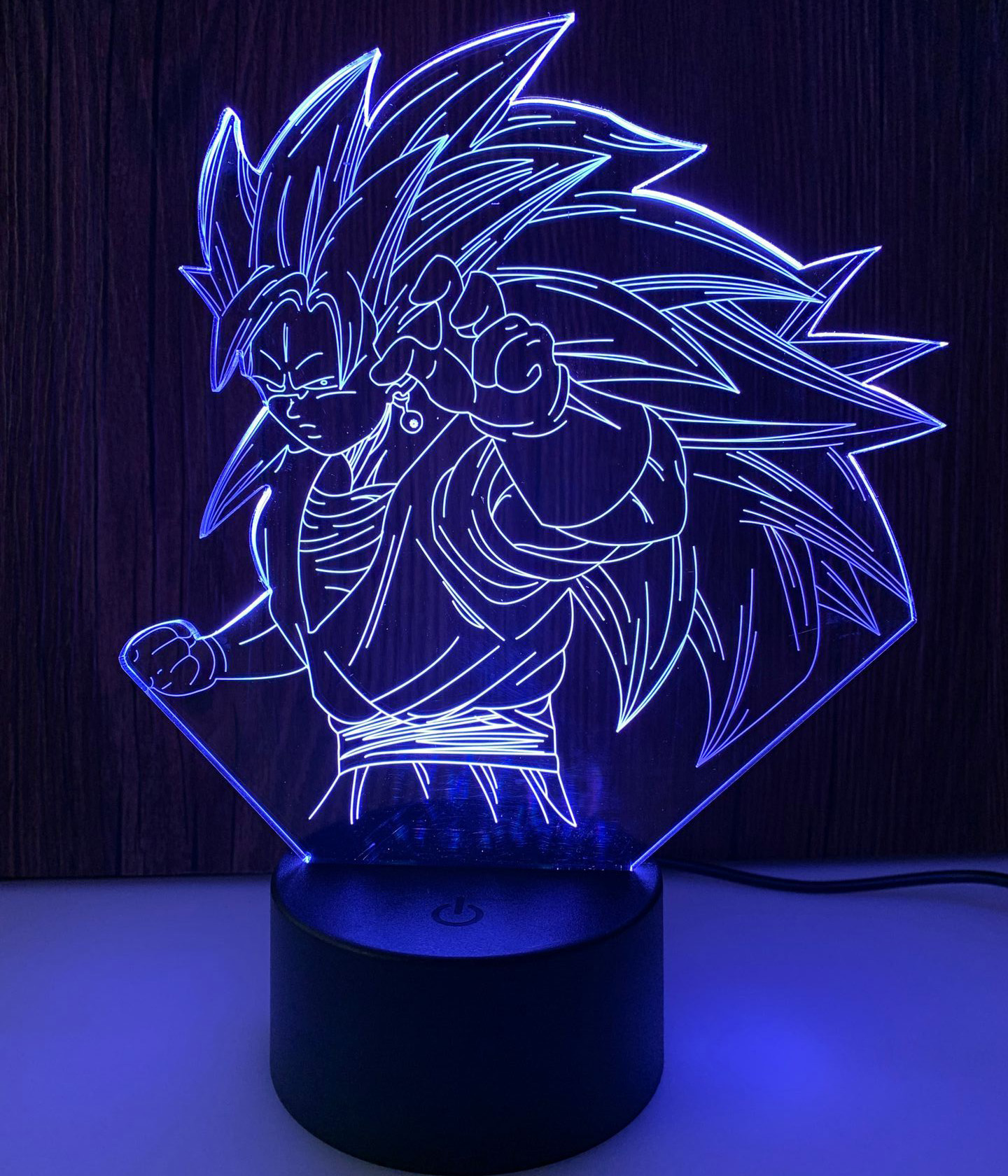 Đèn ngủ 3D songoku cảm ứng